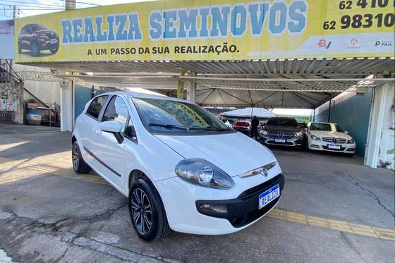 FIAT PUNTO 1.4 ATTRACTIVE 8V FLEX 4P MANUAL